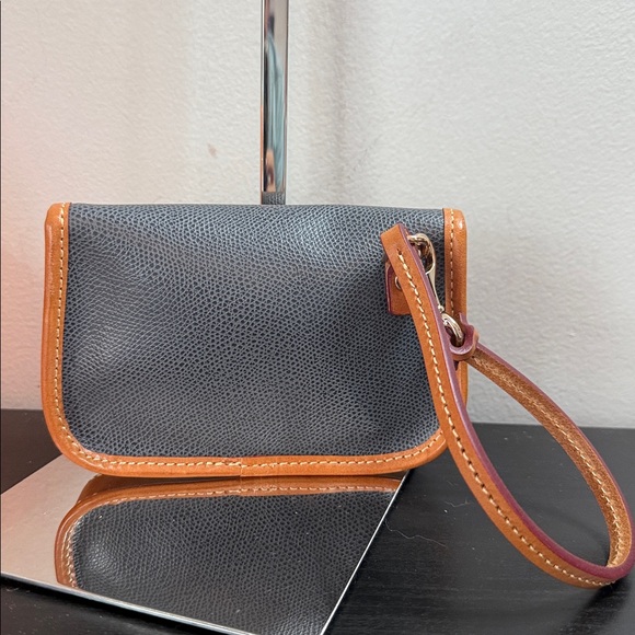 Dooney & Bourke Black and Tan Clutch - Picture 2 of 10